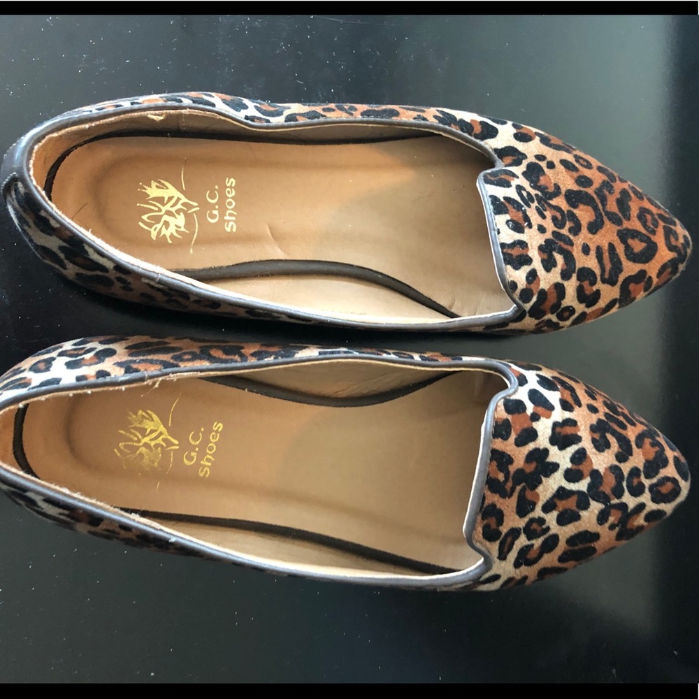 Leopard flats